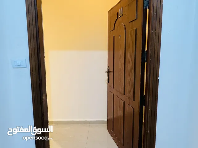 130 m2 3 Bedrooms Apartments for Rent in Amman Umm Zuwaytinah