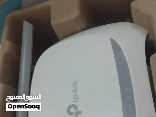 راوتر TP LINK بسرعة 300 Mbps  للبيع يستعمل كموسع شبكة و راوتر