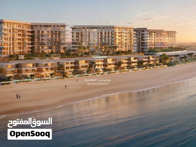 شقة مميزة للبيع في ازورا 4 (اطلالة بحرية )( Apartment in Azura4 for sale (direct sea