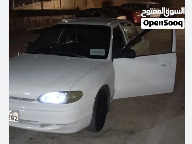 1996 هيونداي اكسنت SE