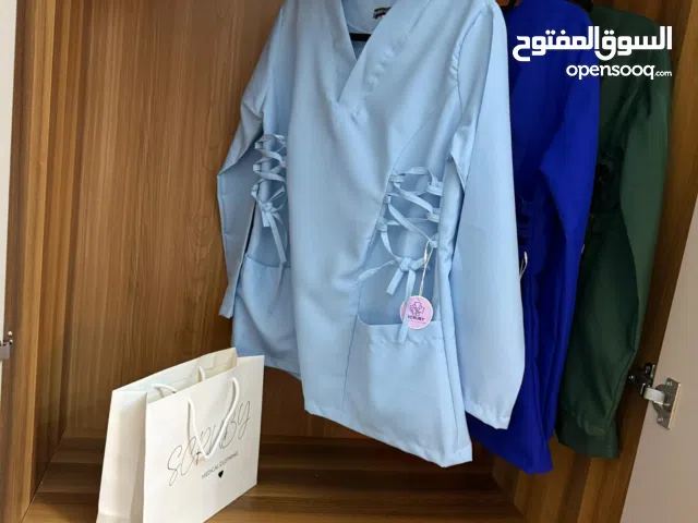 ينفورم طبي  بتصميم مميز وعصري  القماشة برلنتون