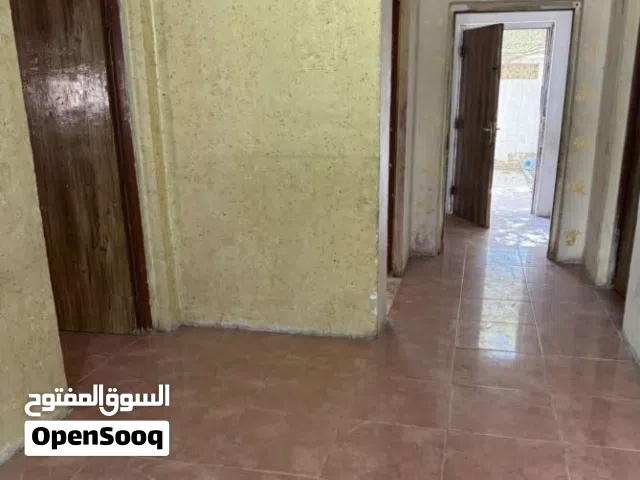 دار مقابيل ملعب المعقل لايجار يصلح سكني وتجاري