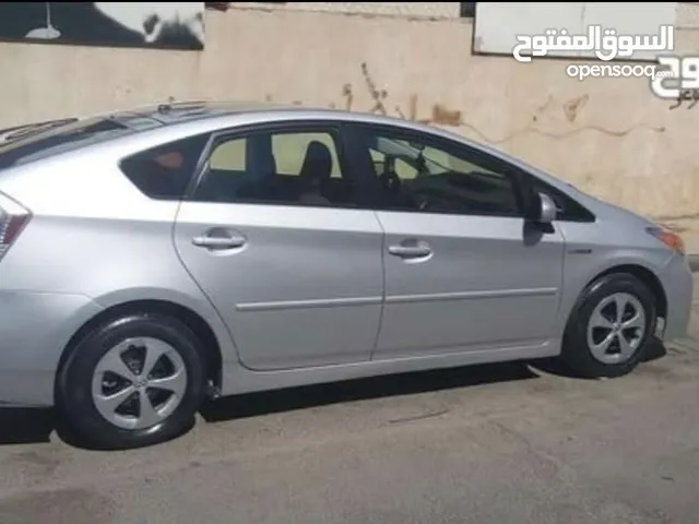 Used Toyota Prius in Amman
