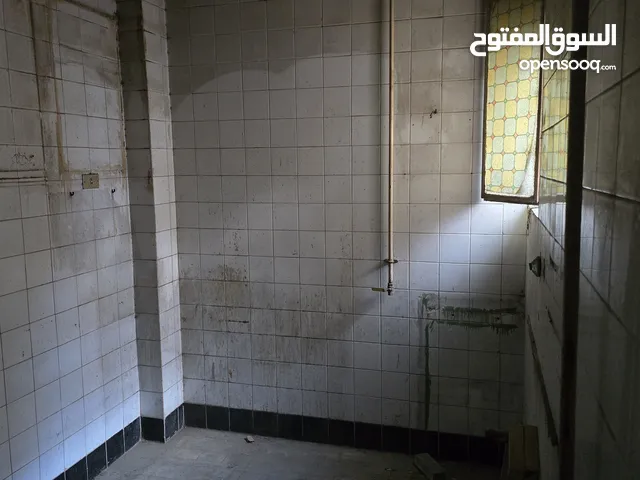 شقه مميزه بالدقي بين ميدان المساحه ومترو ماركت وأمام المدرسه الالماني و تبعد دقائق من حديقه الاورمان