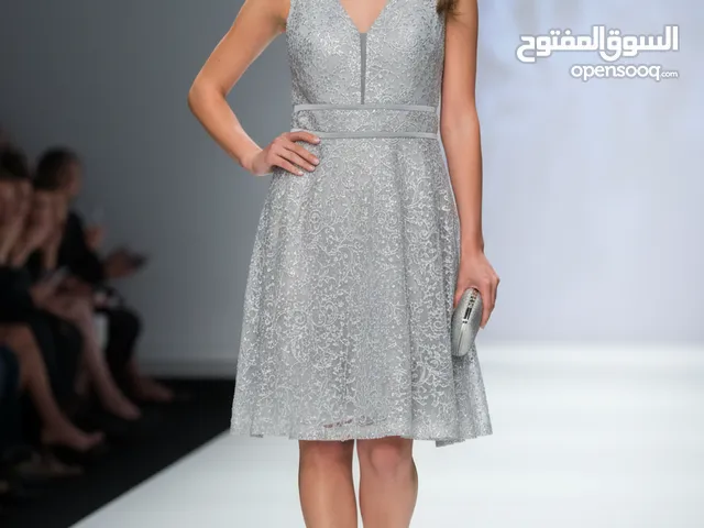 Mini Dresses Dresses in Jenin