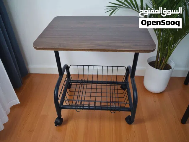 طاولة متحركة متعددة الاستخدامات بعجلات