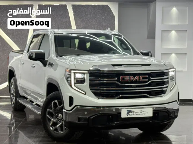 جي ام سي سيرا SLT موديل 2025 GMC SIERRA MODEL 2025 تسجيل تامين سنة من وقت الشراء ممشي 28 الف كيلو فق