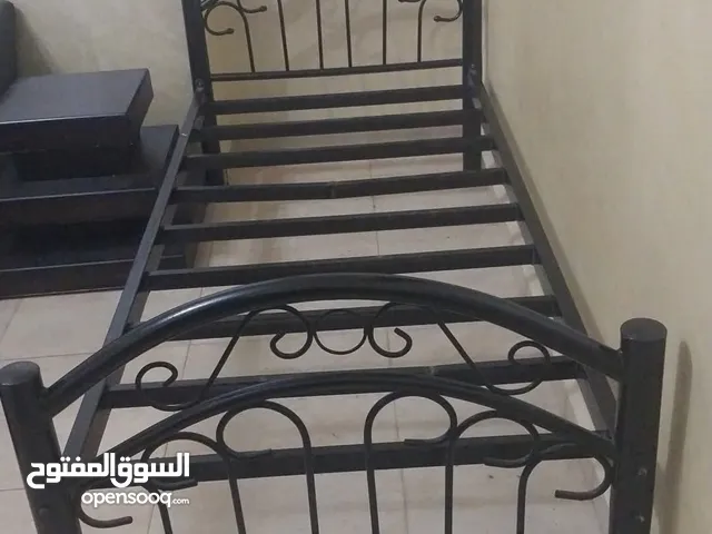 تخت حديد مفرد