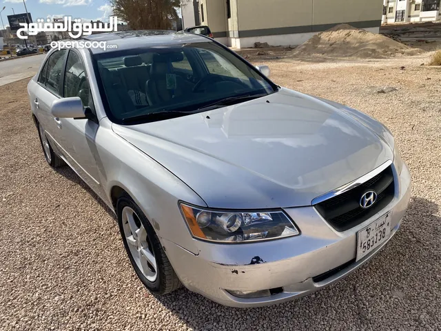 Used Hyundai Sonata in Benghazi