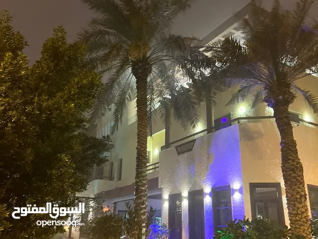 420m2 More than 6 bedrooms Villa for Rent in Al Ahmadi Eqaila