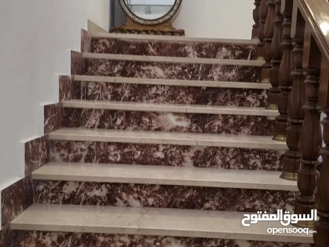 200 m2 More than 6 bedrooms Villa for Rent in Tripoli Souq Al-Juma'a
