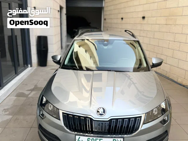 2021 سكودا كاروك Standard