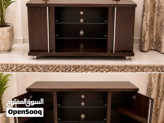 طاولة تخزين مع درجين جانبيات أنيقة وفخمة جدا شبه جديدة