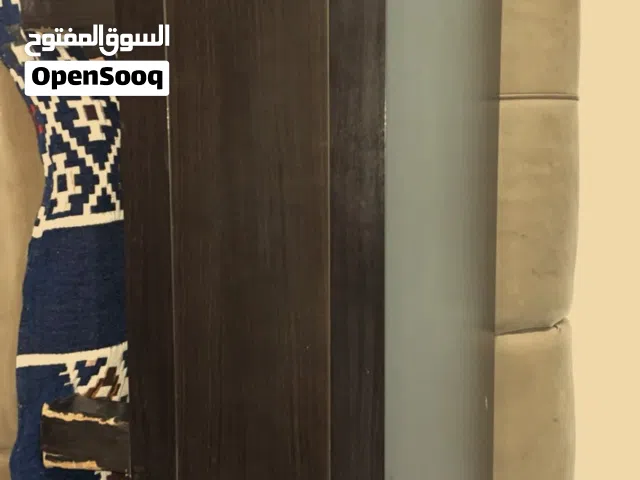 طاوله ايكيا لتلفاز