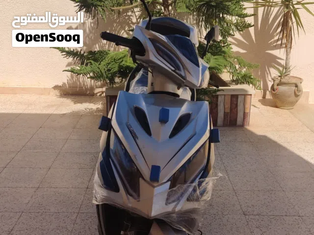 2025 ابريليا أخرى