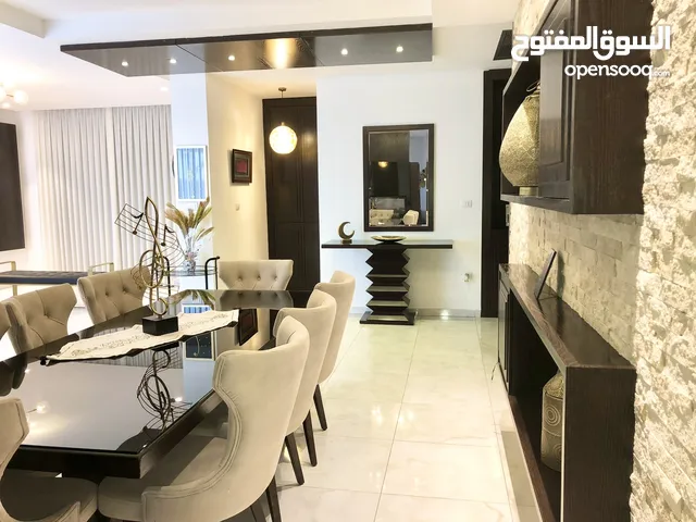 400 m2 3 Bedrooms Apartments for Sale in Ramallah and Al-Bireh Al Tira