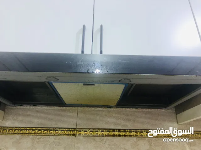 براد كهربائي + مفرغه كهربائيه تحتاج لتصليح بسيط