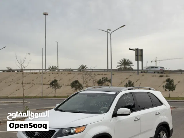 Used Kia Sorento in Tripoli