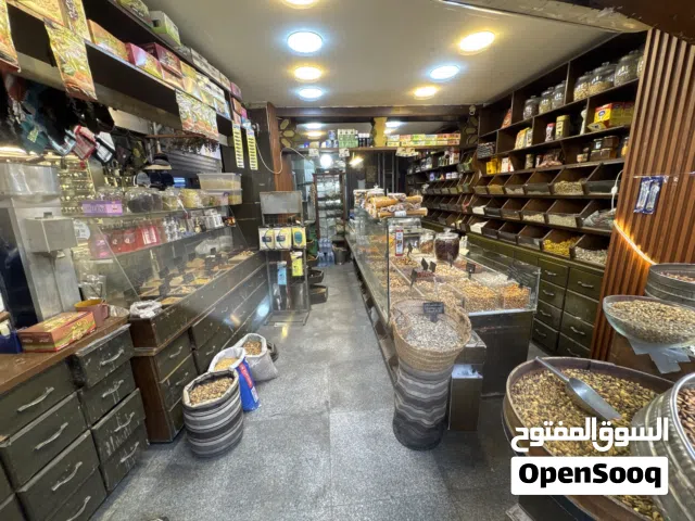 محل للبيع بخلو