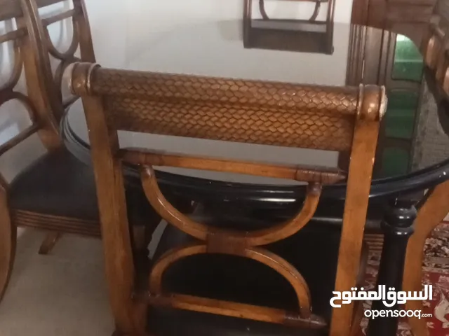 غرفة سفرة خشب زان كراسي جلد طبيعي خشب ممتاز
