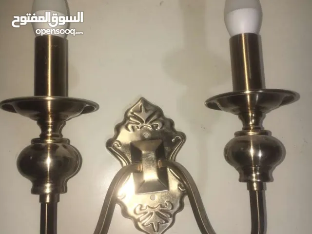 فوانيس كلاسيك حائطي لون ذهبي حاجه ممتازة شغالات بضمان عيب لا
