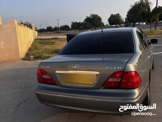 Used Lexus LS in Al Batinah