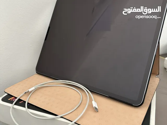 Apple iPad Pro 6 256 GB in Sharjah