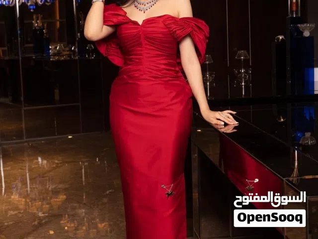 بدل من مصممات لبسه وحده