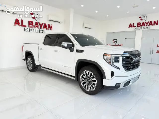 جي ام سي سييرا دينالي GMC SIERRA DENALI 6.2 اربع باب ابيض / زعفراني خليجي بن حمودة 2023