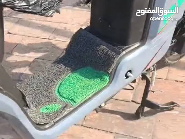 دراجه R9 للبيع او مراوس بماكس