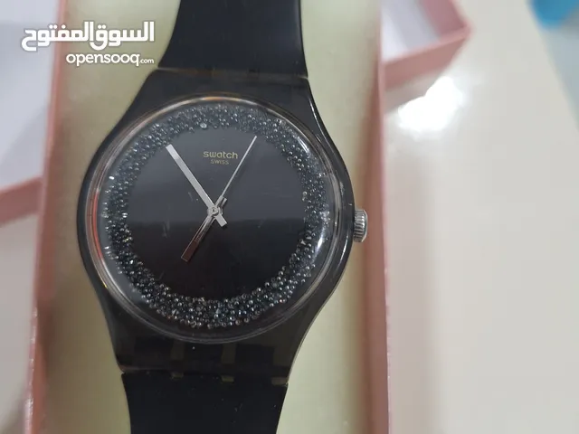 للبيع ساعه سواتش جلد اسود