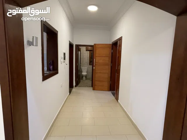 شقة حديتة للإيجار زاوية دهماني