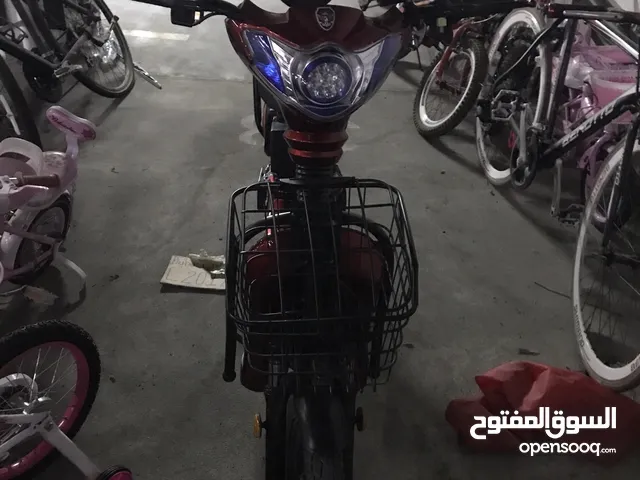 دراجة كهربائية ممتازة دون عيوب جديدة كاش فقط وقابل للتفاوض
