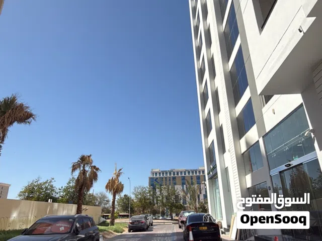 مكتب للايجار في غلا مقابل الشارع العام  Office for rent in Ghala opposite the main street.