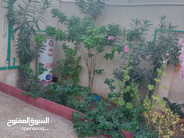 190 m2 2 Bedrooms Townhouse for Sale in Basra Asma'i