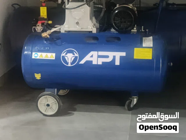 أجهزة ومعدات سيارات