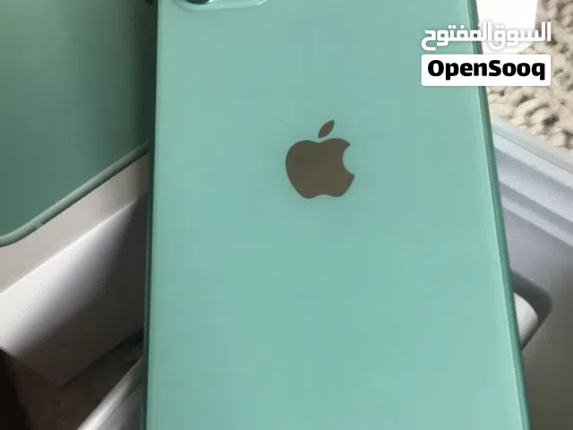 Apple iPhone 11 128 GB in Al Sharqiya