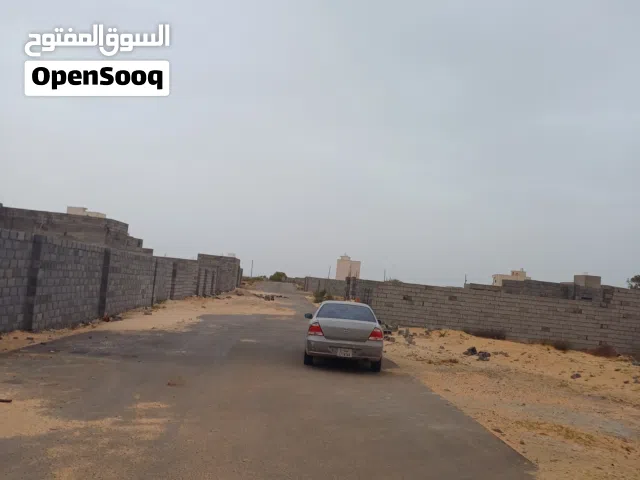 قطعة أرض في مقسم راقي القويعة بالقرب من قرية ميار