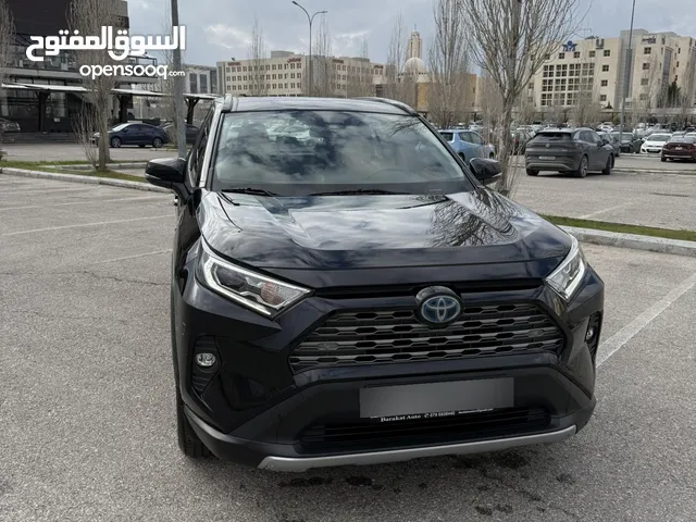 Used Toyota RAV 4 in Amman