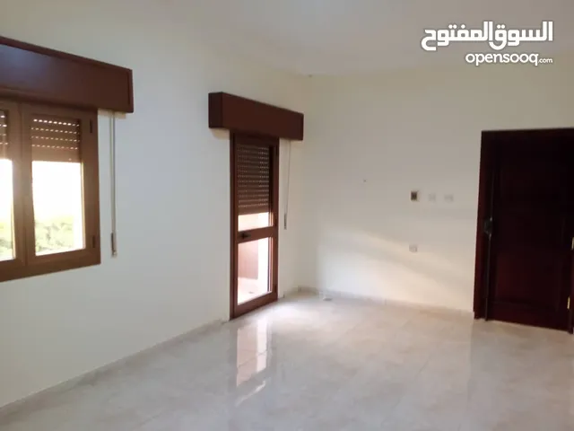 135m2 2 Bedrooms Apartments for Rent in Tripoli Al-Nofliyen