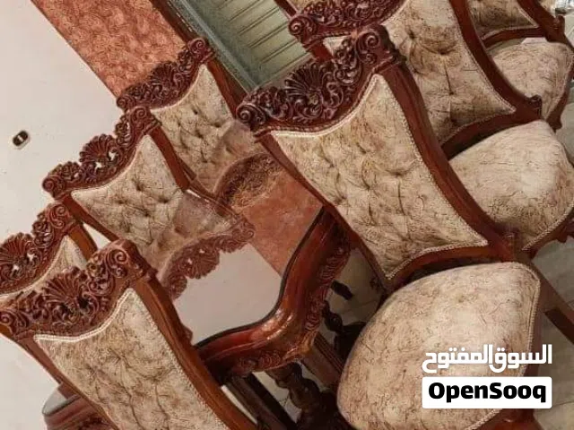 عرض   التخفيض على مكونة من صفرة طاولة وكراسي عدد 6 كراسي