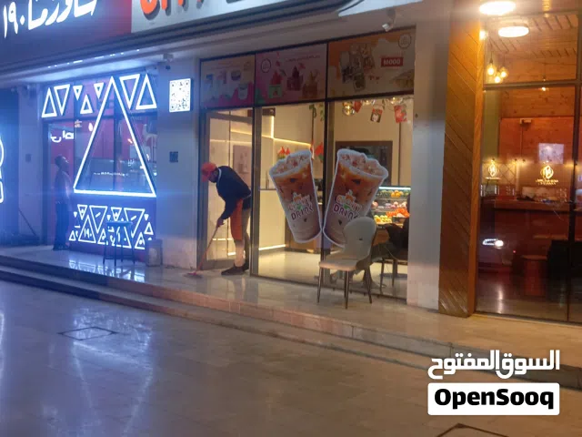 محل عصائر وايس كريم للإخلاء في الخوض شارع البركات