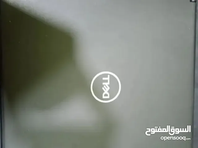 للبيع كمبيوتر تحكم و شاشة لمس نظيف جدا اب 30 وقابل للتفاوض للجاد فقط