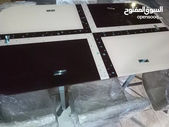 طاوله سفره استخدام خمس ايام فقط