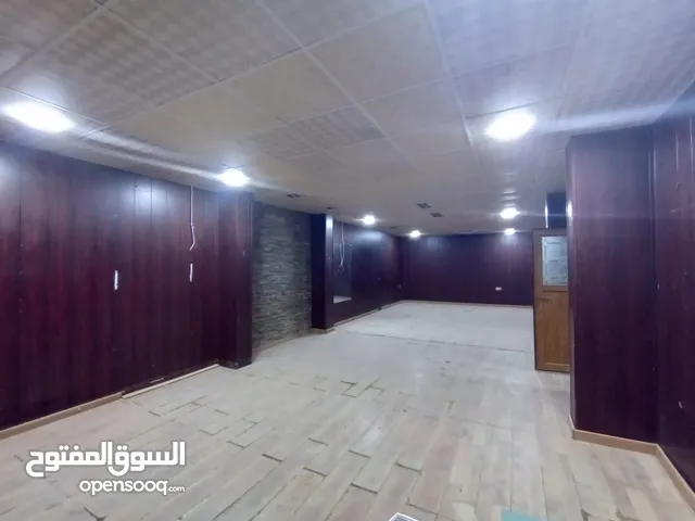 شقة تجارية تؤجر للمشاريع التجارية للمكاتب والشركات والصالونات والعيادات في الجزائر