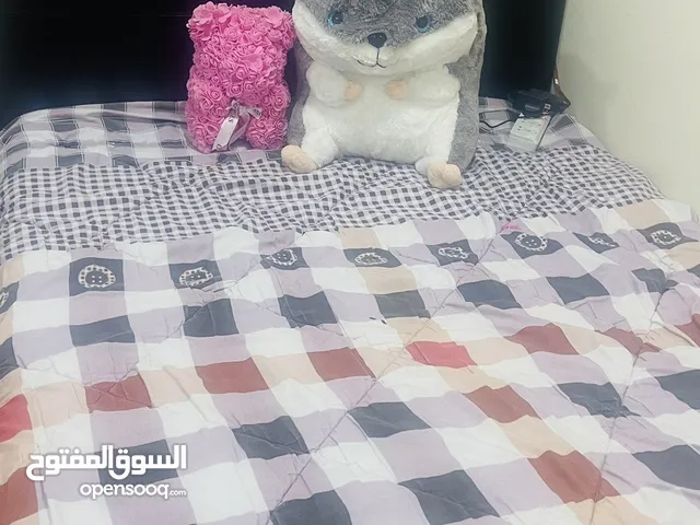 180*200 Bed