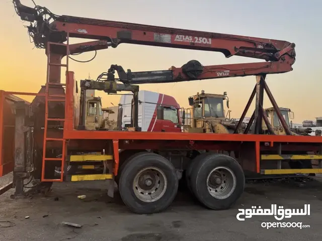 2011 Crane Lift Equipment in Dammam