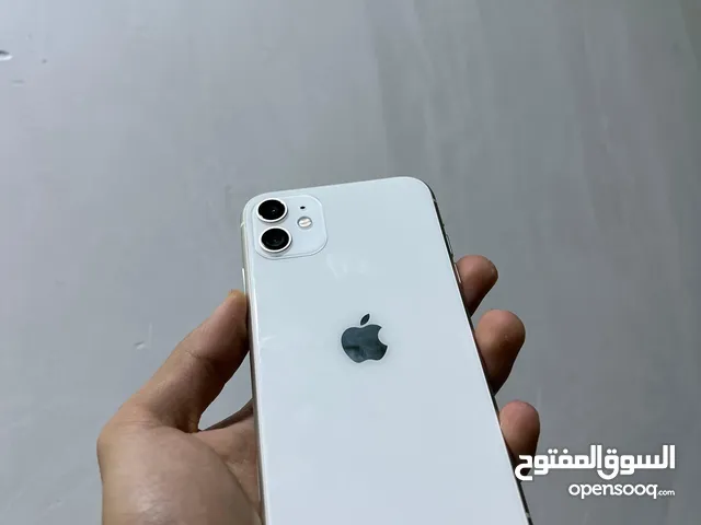 Apple iPhone 11 128 GB in Basra