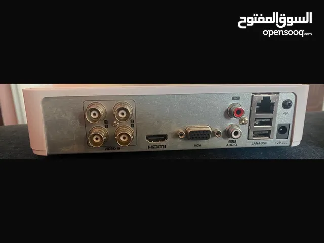كاميرات مراقبه HlKVlSlON عدد 4 مع جهاز دي ڤي آر نفس النوع