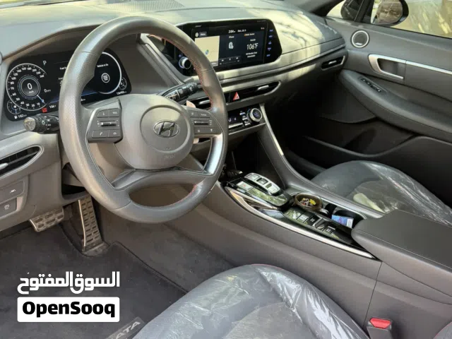Used Hyundai Sonata in Sharjah